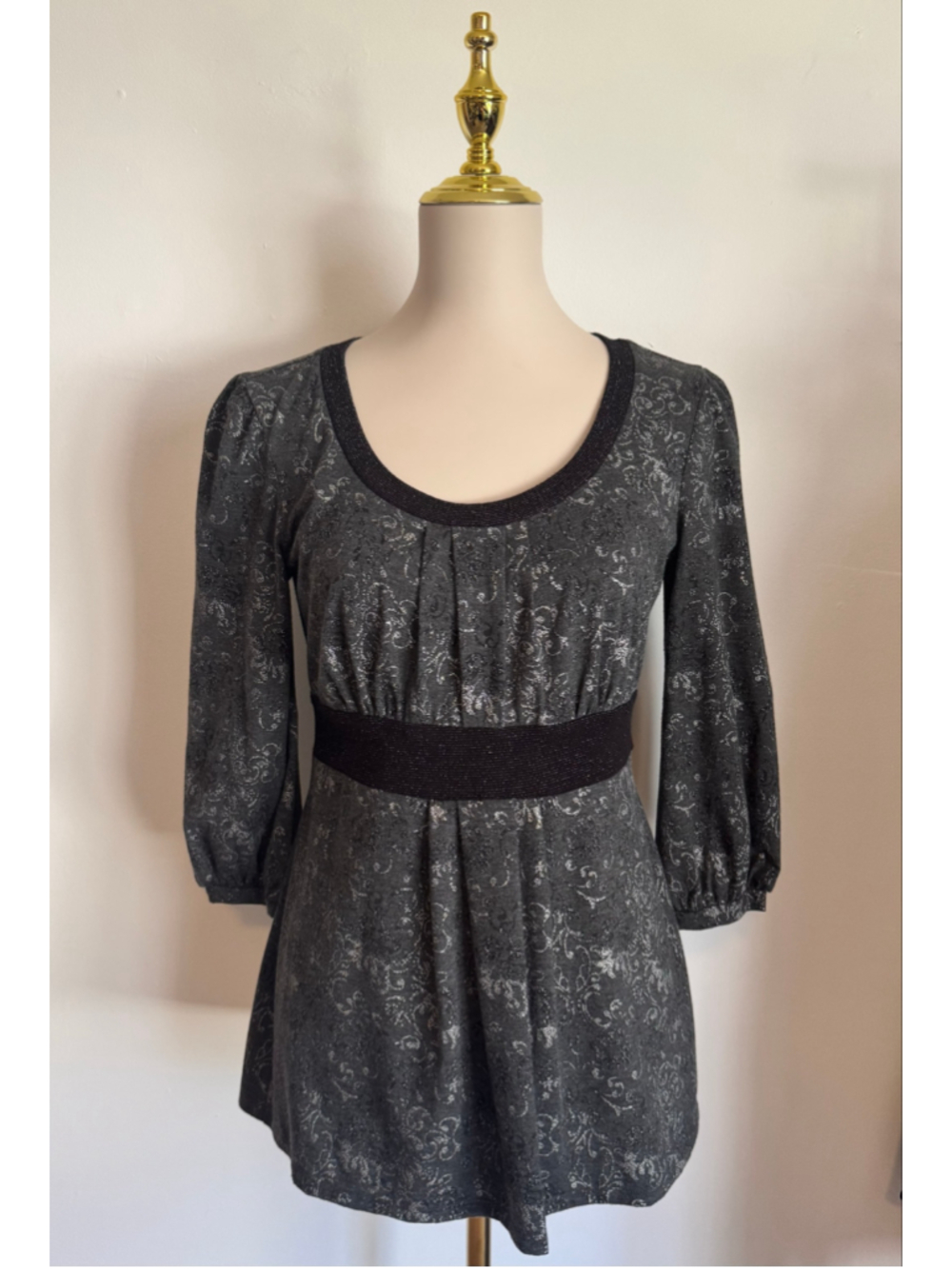 Women's Style & Co. Blouse Size S Grey Black Floral Print